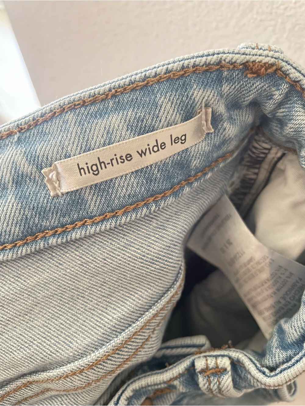 Wrangler Oasis Released Hem High Rise Wide Leg Jeans in Size 26 - Picture 5 of 7